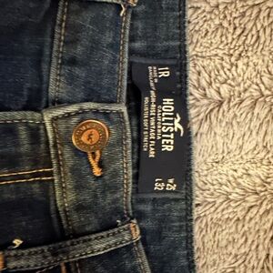 Hollister Women’s Dark Wash flare Jeans